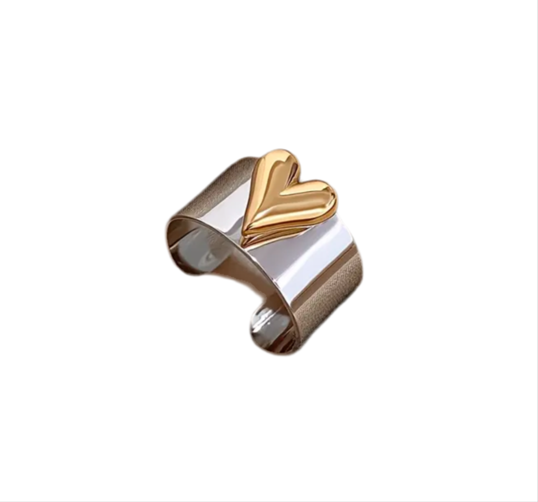 Emilia Ring