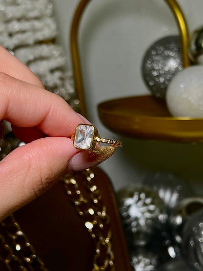 Amalia ring